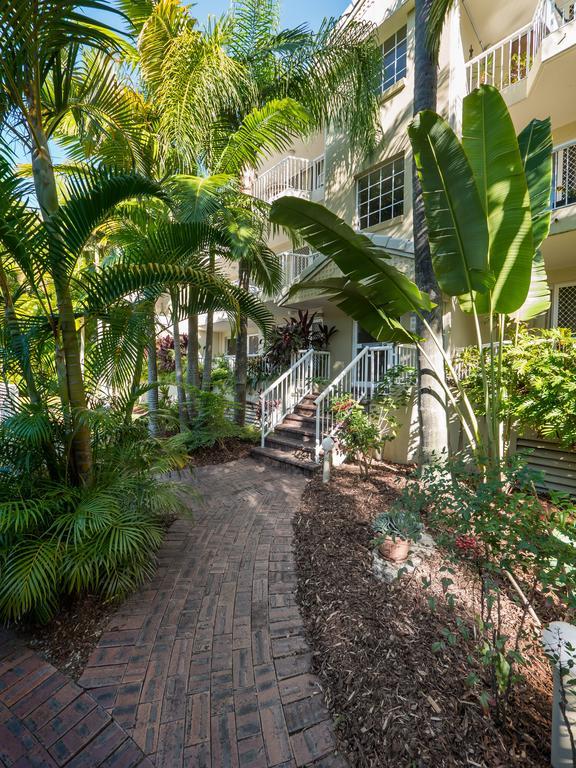 Surfers Tropique Holiday Apartments Голд-Кост Экстерьер фото