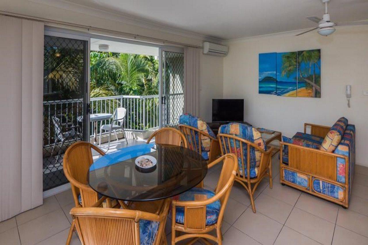 Surfers Tropique Holiday Apartments Голд-Кост Экстерьер фото